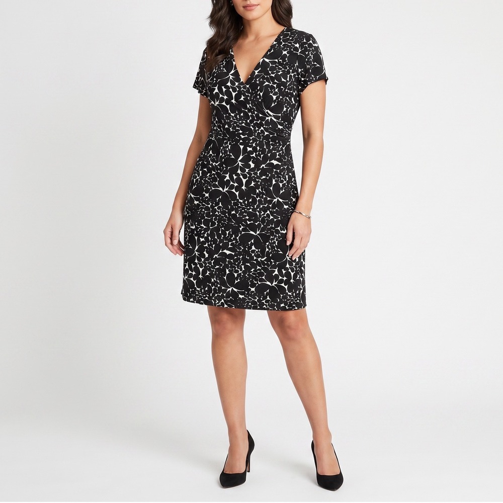 Fashion Bug Dress Womens 18/20W Faux Wrap Black White Floral Stretch Good